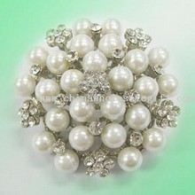 Pearl Brooch images