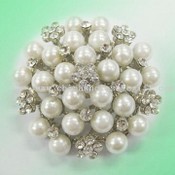 Pearl Brooch images