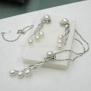 Pearl Jewelry Design on Pearl Jewelry