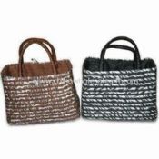 Straw Beach Bag with Different Colors and Patterns images
