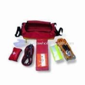 Car Emergency First-aid Kit with Reflective Safety Vests and Trailer Rope images