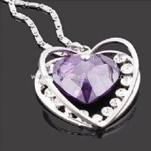 Necklace in Heart-shaped Design images