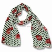 Scarf in Fashion Style Suitable for Ladies images