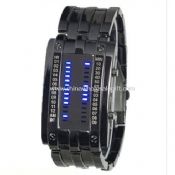 Reloj de moda llevada images