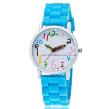 children watches images