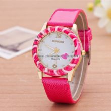 Relojes de cuarzo de banda de cuero images