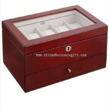 Caja de reloj de 10 red images