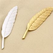 Leaf Metal Collar Pin images