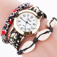 reloj de paño de colgante de concha images