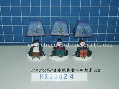 sitting pulp snowman with lamp-chimney 3/s