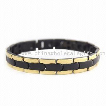Fashionable Bracelet with Satin Finish