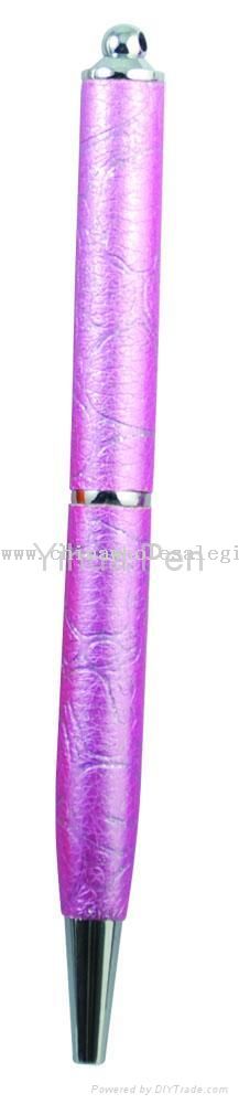 Leather pen