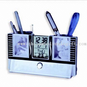 Pen Holder with FM Radio, Calendar and Photo Frame