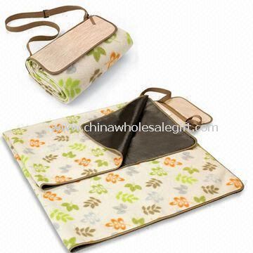 Picnic Rug/Blanket 100% Waterproof Made of Fleece Fabric