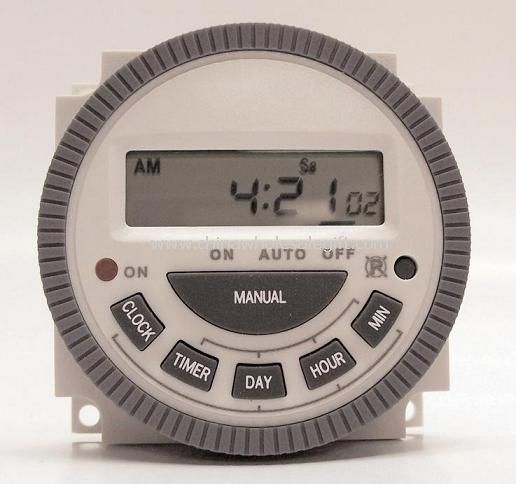 Digital Electronics time switch with daily and weekly programs