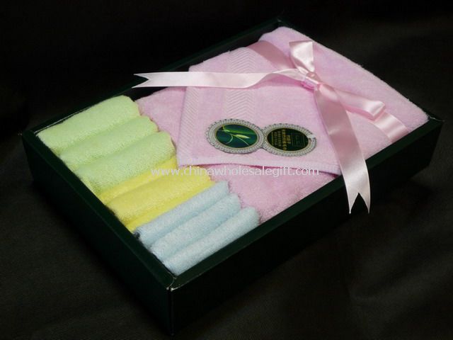Natural Bamboo Towels Gift Set