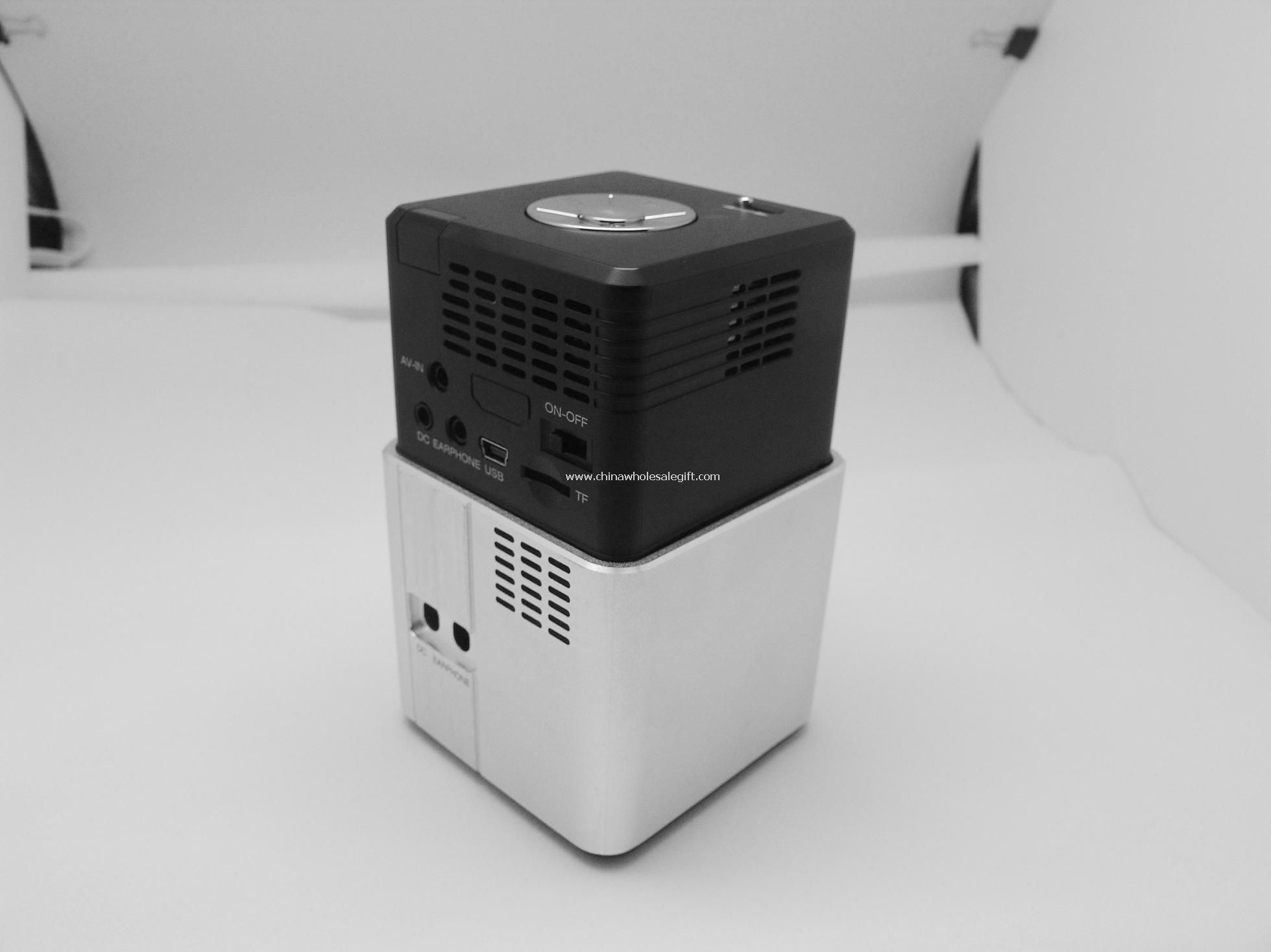 Multimedia Mini Projector