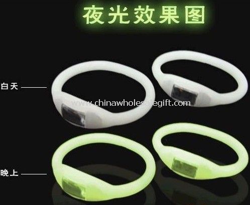 Glow in dark silicon watch