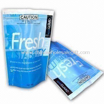 Stand-up Zippered Packaging Plastic Pouch