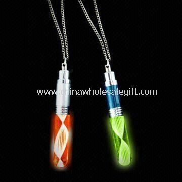Flashing Necklace in Fashionable Design