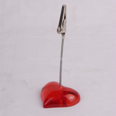 Memo holder in heart shape