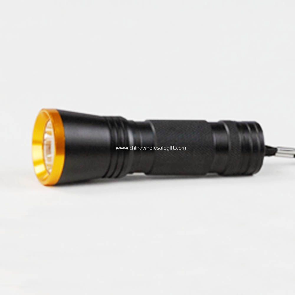 0.5 W LED flashlight