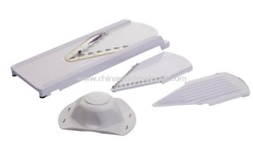Plastic slicer