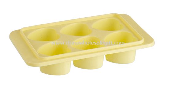 Plastic ice tray