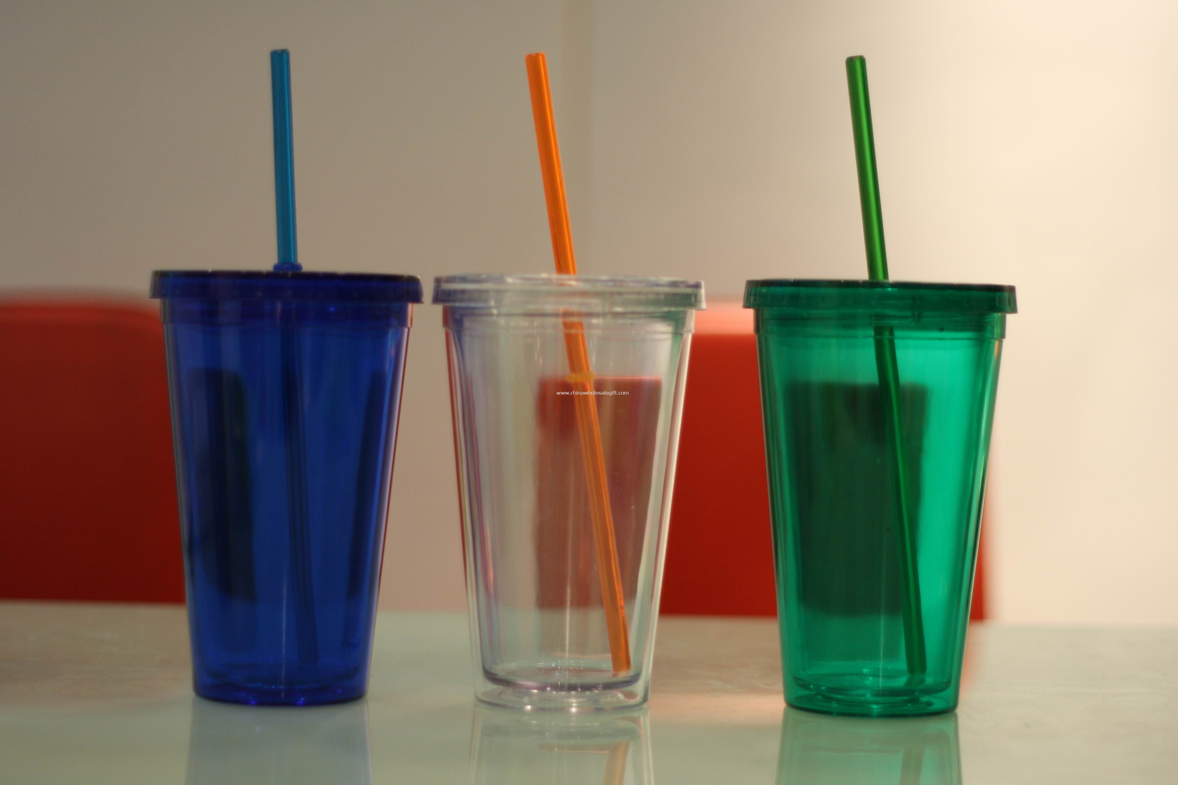 PLASTIC MUG WITH STRAW