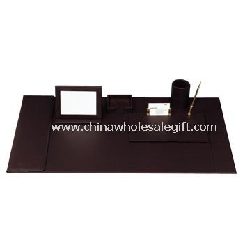Desk set