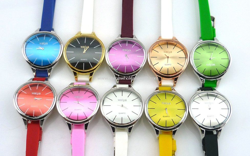 Silicone sports watch
