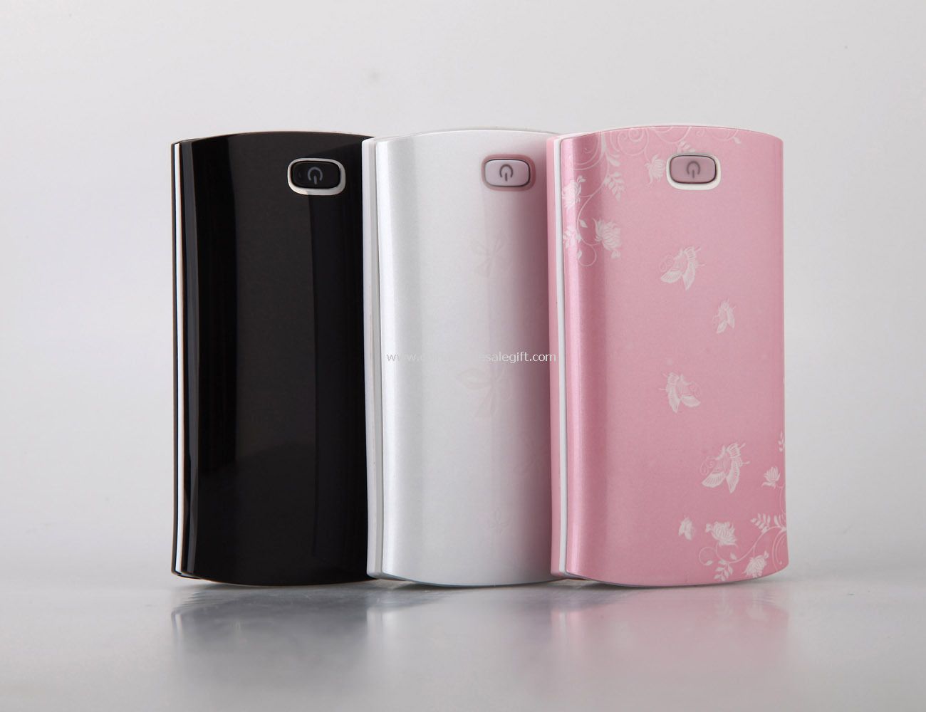 5600mah built in cable power bank