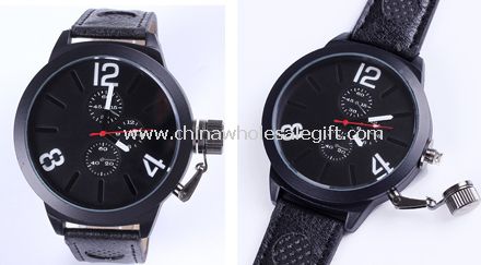Pierced Index Men Watch