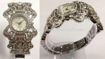 Butterfly crystal watch