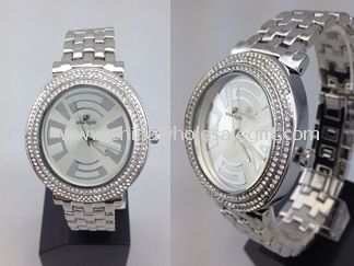 Circle lady watch