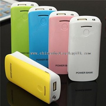 Colorful mini 5200mah powerbank with single usb charger