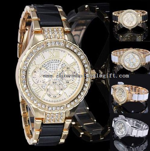 Stainless Steel Full Scratch Free Crystal Case Women fashion watch
