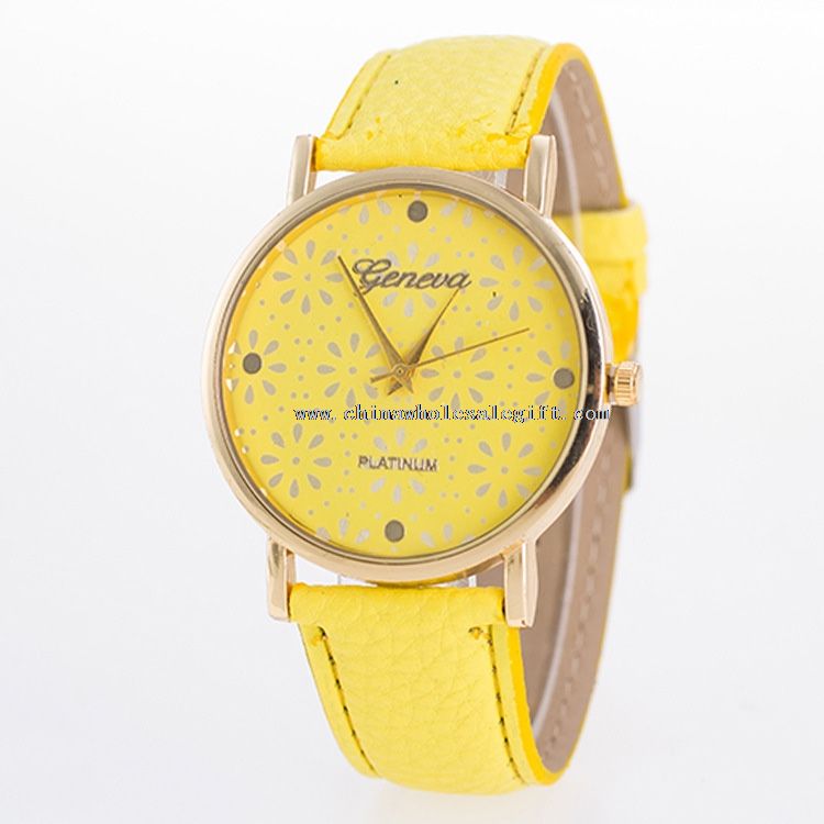 Leather Strap Wristwatch