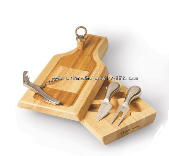 wooden cheese board with cover