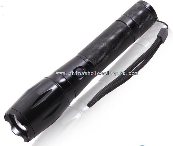 1000 lumens led flashlight