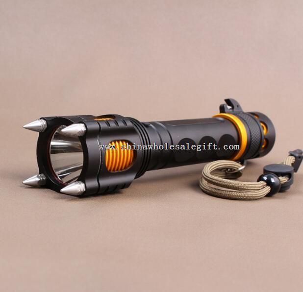 Aluminum tactical led flashlight