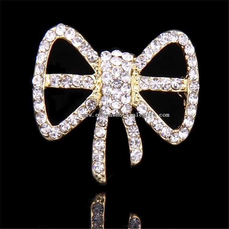 Crystal Knot Lapel Pin