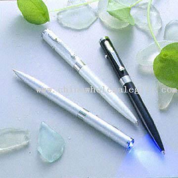 Pen Type Counterfeit Money Detectors Use UV Light