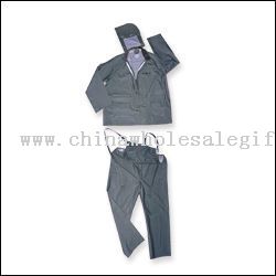 PVC/POLYESTER/PVC RAIN JACKET