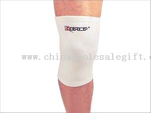 Knitted knee supporter