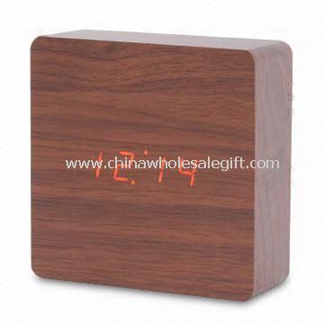 Wooden LCD Table Clock with Sound Sensor, Meausuring 13 x 13 x 4.9cm