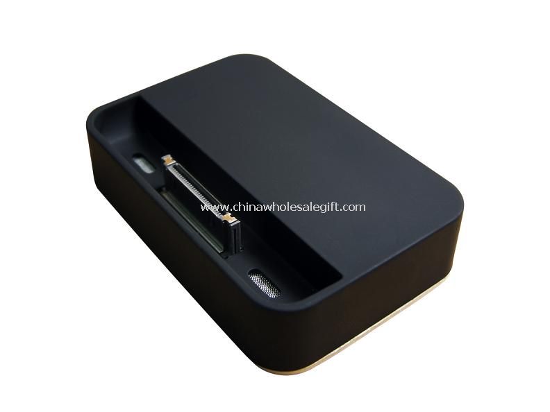 Dock for iPhone 4