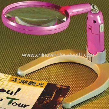 Magnifier with LED Powered by 2x AAA Batteries and 2.5x Magnification