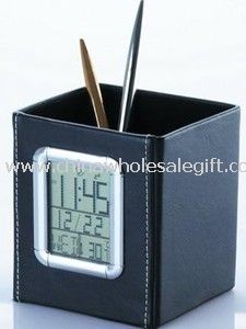 Leather penholder with calendar