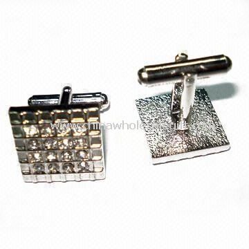Silver Plated Cuff Link in Fashionable Design